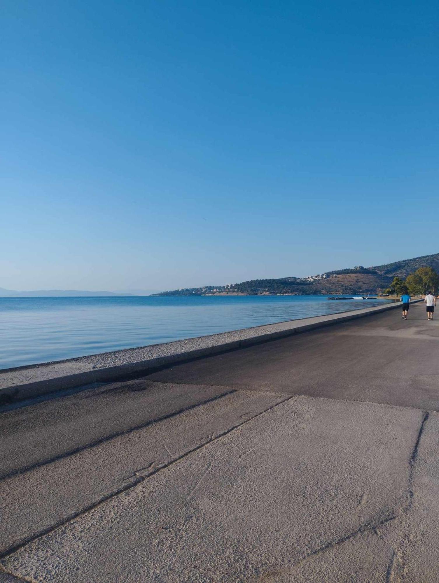 To Giouli Hotel Volos Buitenkant foto