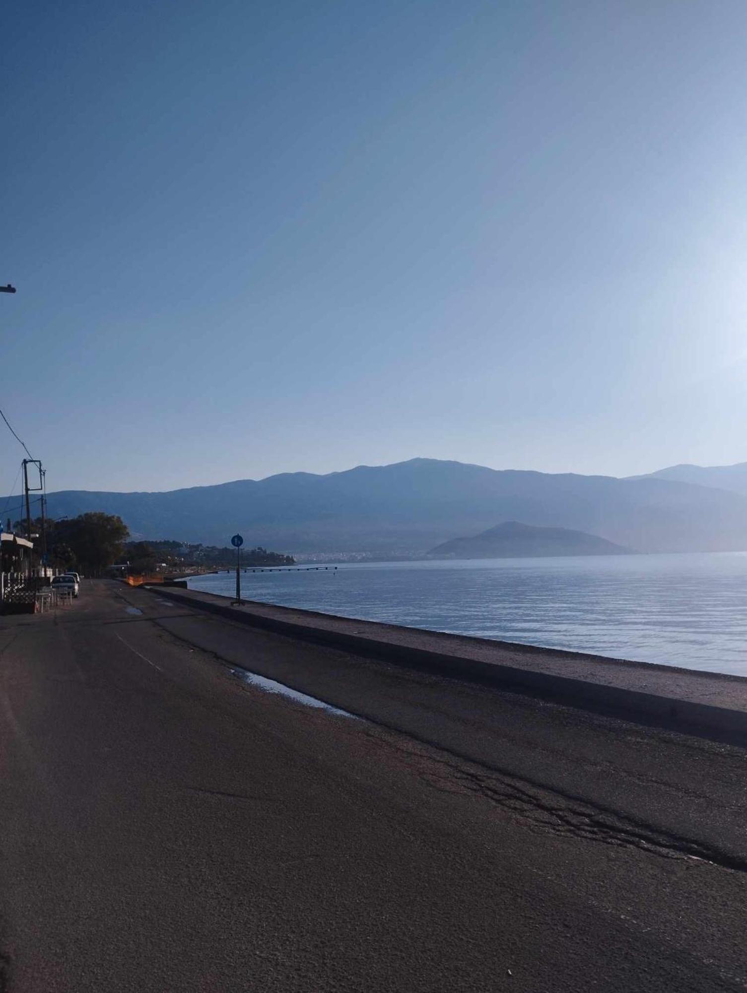 To Giouli Hotel Volos Buitenkant foto