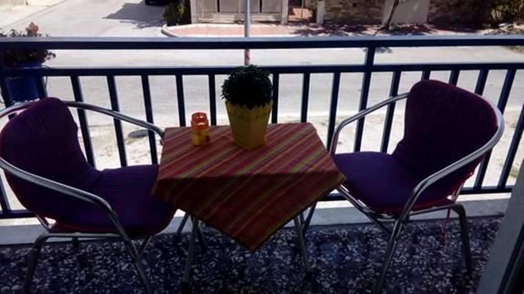 To Giouli Hotel Volos Buitenkant foto