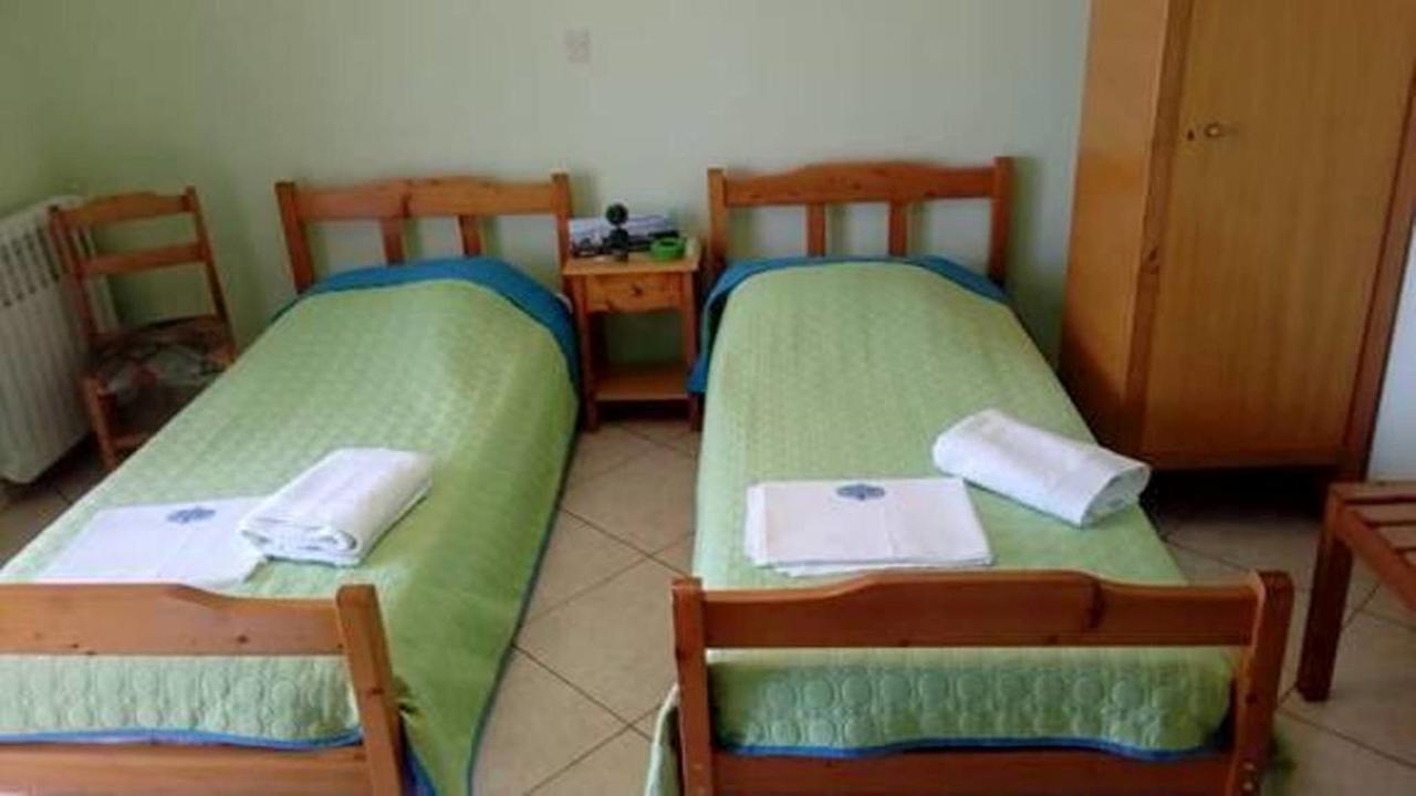 To Giouli Hotel Volos Buitenkant foto