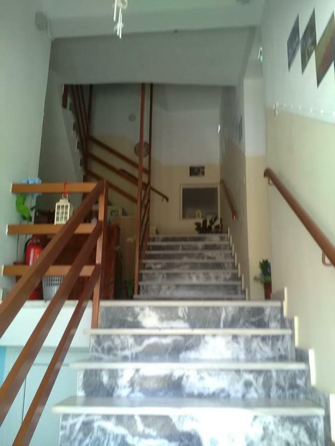 To Giouli Hotel Volos Buitenkant foto
