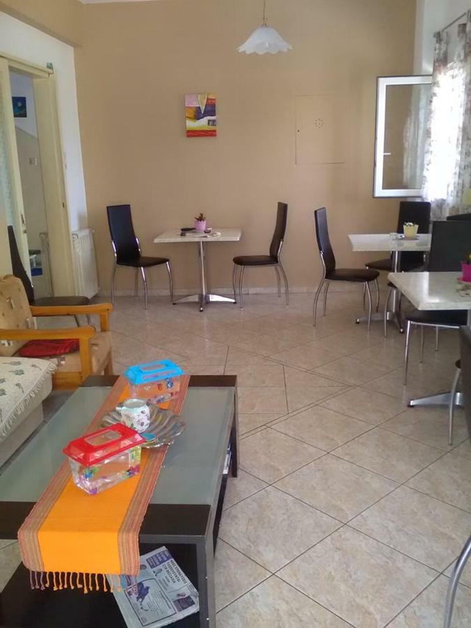 To Giouli Hotel Volos Buitenkant foto